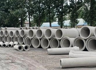 Silicate construction adhesives showing bonding of insulation boards and calcium silicate panels with water glass based adhesives