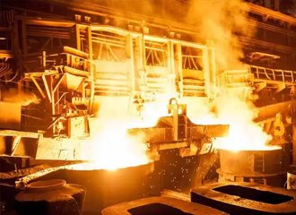 Sodium silicate applications in steel and metallurgy showing cold briquette binding corrosion inhibition and refractory protection