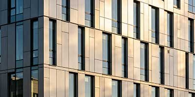 Potassium silicate fire-resistant glass curtain wall system on building facade with laminated glass structure and intumescent gel interlayer