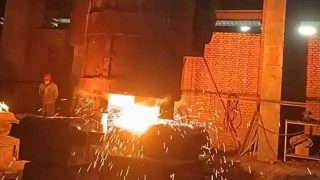 Sodium silicate in large castings showing massive sand mold being CO2 cured with water glass binder for heavy industrial casting